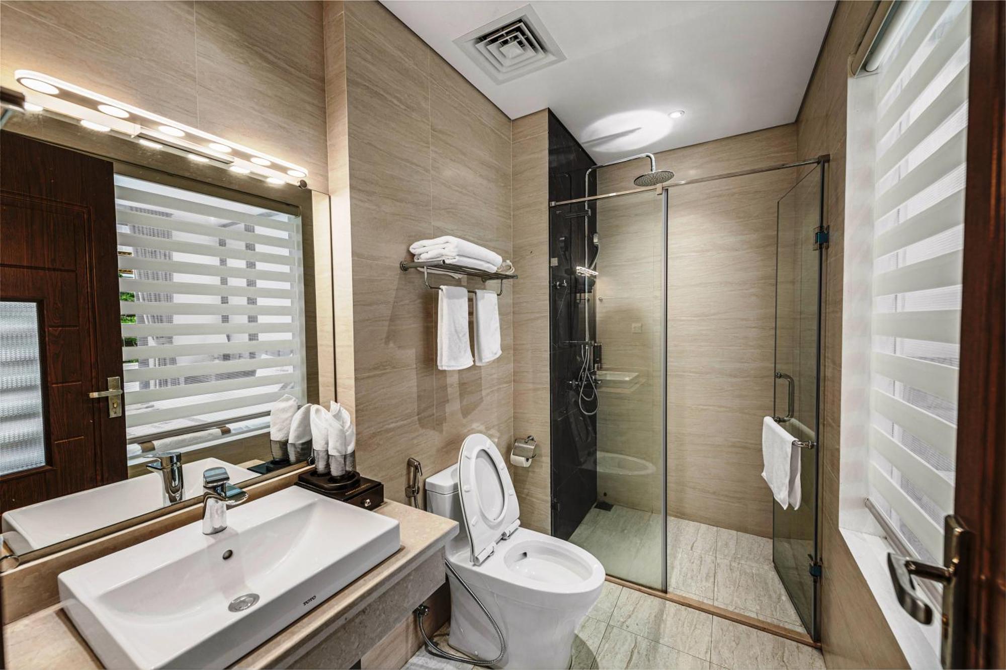 Harmony Halong Hotel Ha Long Exterior photo